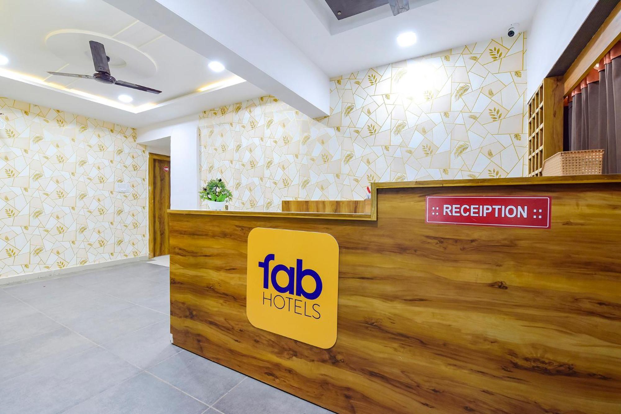 Fabhotel Star Ахмедабад Экстерьер фото