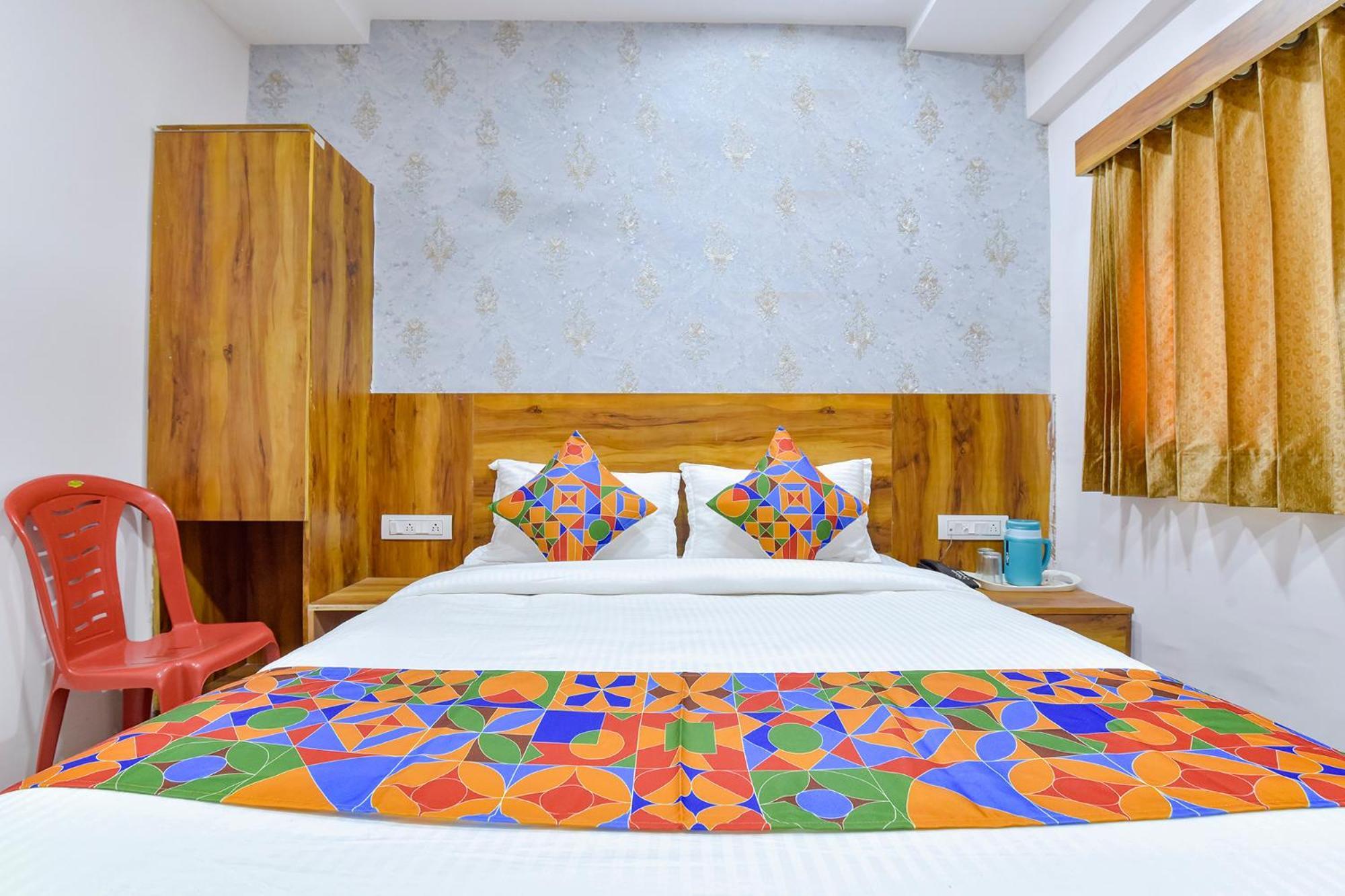 Fabhotel Star Ахмедабад Экстерьер фото